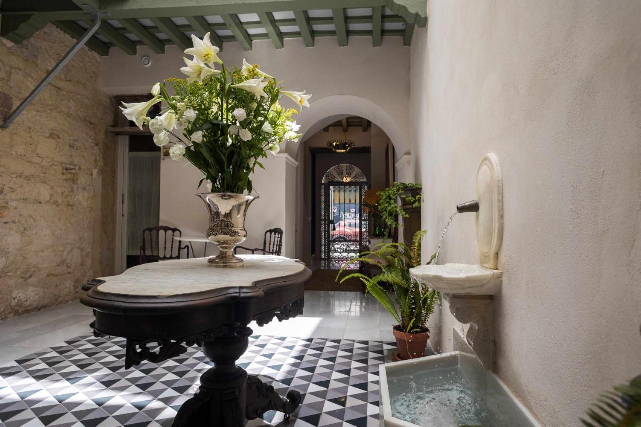 Casa Portus Gaditanus S XVIII Patio Andaluz El Puerto de Santa María Dış mekan fotoğraf