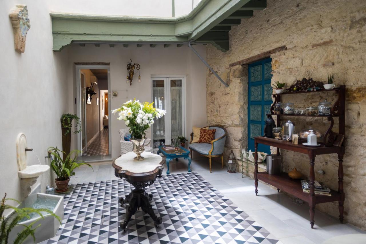 Casa Portus Gaditanus S XVIII Patio Andaluz El Puerto de Santa María Oda fotoğraf